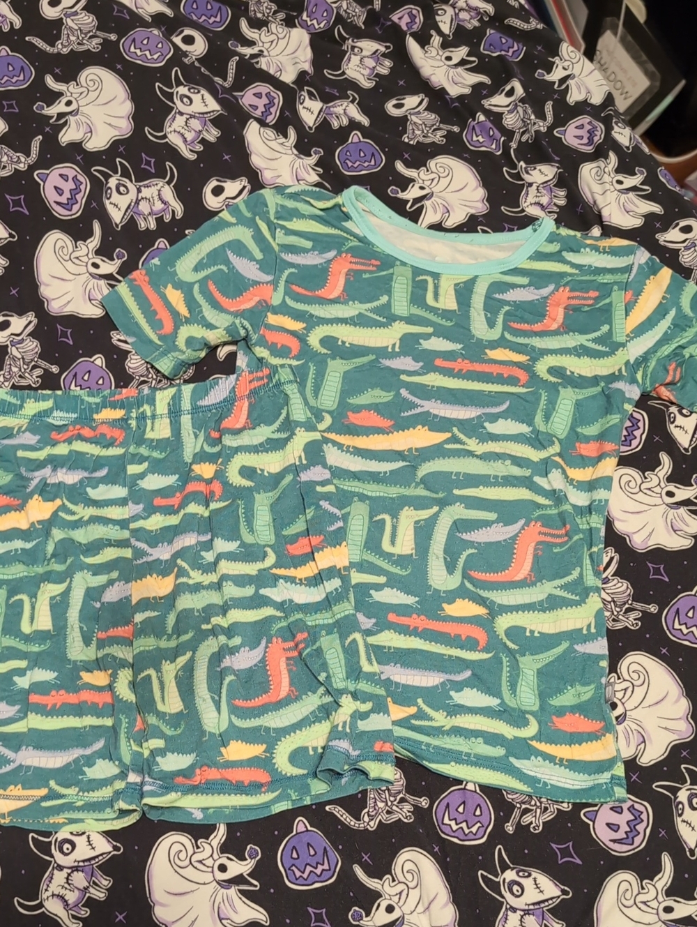 Macron & Me Bamboo Alligator Print Pajama Set - Short Sleeve & Shorts